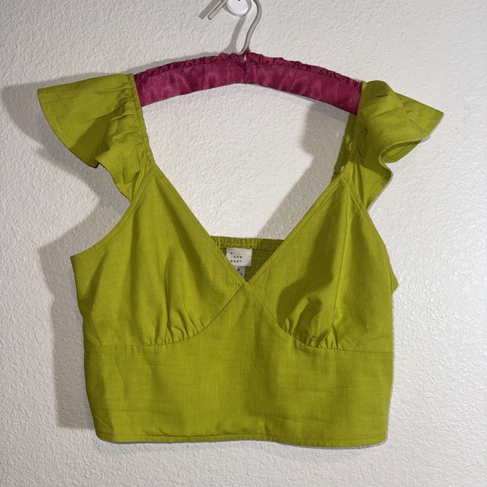 A New Day Crop Top Womens Medium Green V Neck Cottage Core Boho Ren Faire Fairy